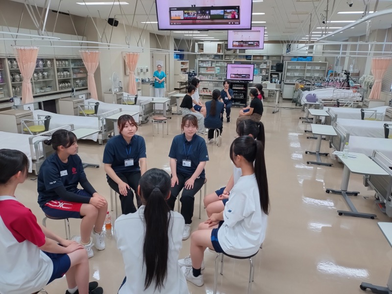 看護学部サマーセミナーの様子（5）