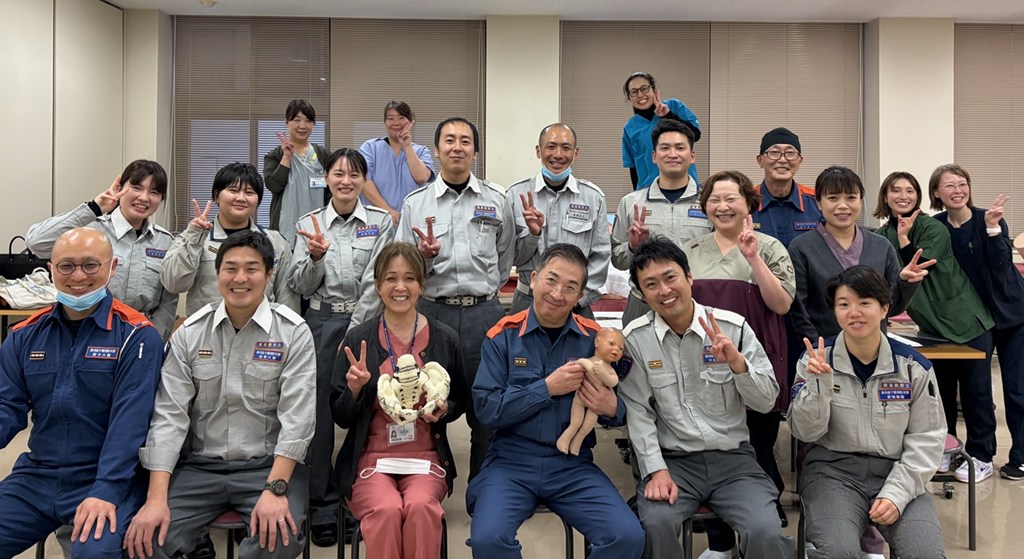 奥州金ケ崎消防本部の救命救急士さんとの分娩介助演習（4）